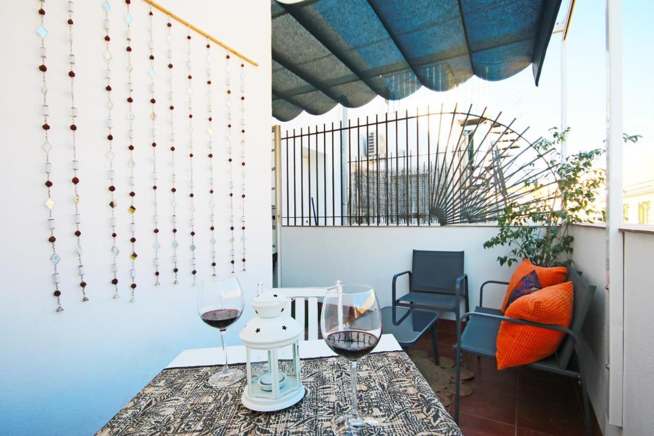 Atico Con Terraza Privada Apartment Seville Luaran gambar